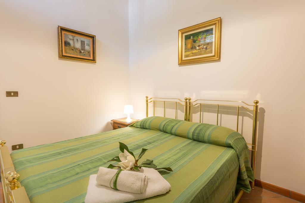 B&B Il Gelso Lecce Habitación foto